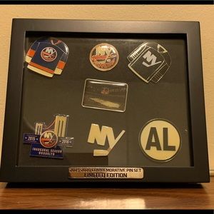2015-16 Commemorative Pin Set Limited Edition